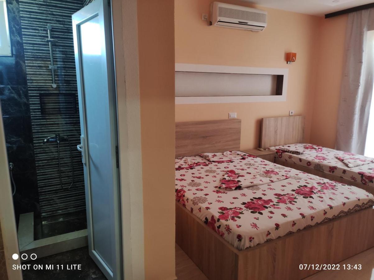 Grandino Holiday Rooms&Apartments Ulcinj Exterior photo